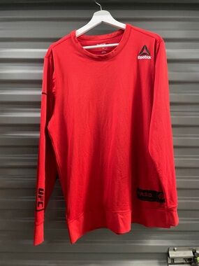 Reebok Red Athletic Crewneck Tee - Large